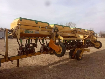 Fertilizadora SR 22 Líneas A 35